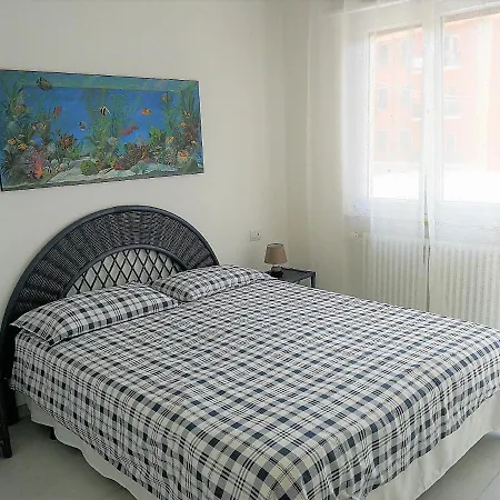 Appartamento appena ristrutturato a 50 m. dal mare Levanto Esterno foto